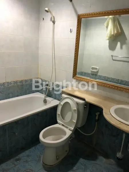 image APARTEMEN BEVERLY HILLS (7)