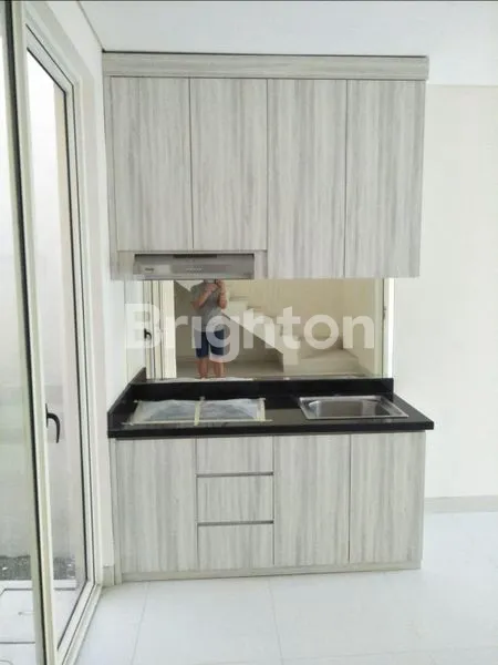 image RUMAH MINIMALIS 2 LANTAI DI GRAND ISLAND ZIMBALI COSTA PAKUWON CITY SIAP HUNI (2)