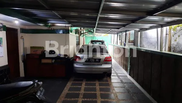 RUMAH ANTIK PADALARANG MAINROAD LOKASI RAMAI DEKAT PINTU TOL DAN STASIUN