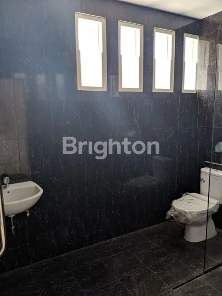 image RUMAH PLOSO TIMUR KONDISI BAGUS (1)