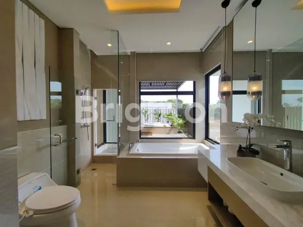 image RUMAH MEWAH HERON @ SPRING SUMMARECON SERPONG (2)