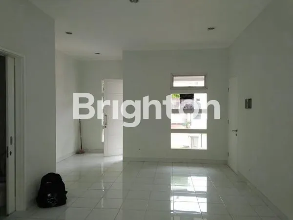 image RUMAH CLUSTER TOPAZ, PONDOK HIJAU GOLF, SUMMARECON SERPONG (5)