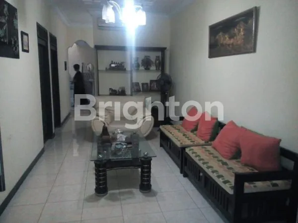 image DIJUAL MURAH!! RUMAH 1,5LT SIAP HUNI KUTISARI INDAH DEKAT KAMPUS PETRA (5)