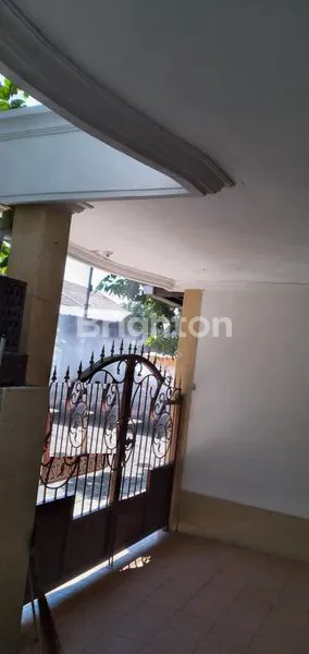 image DIJUAL MURAH!! RUMAH 1,5LT SIAP HUNI KUTISARI INDAH DEKAT KAMPUS PETRA (3)