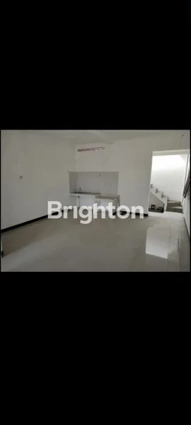 image RUMAH 1.5 LANTAI BUKIT PALMA SURABAYA (2)