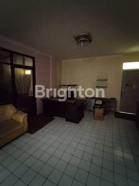 image RUKO GANDENG PANGERAN JAYAKARTA, JAKARTA PUSAT (3)