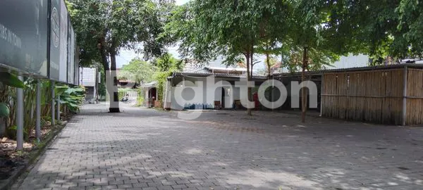 image TANAH SIAP USAHA. PUSAT KOTA AREA CAFE DAN WISATAWAN. SELANGKAH ALUN ALUN KIDUL KERATON MALIOBORO YOGYAKARTA. (6)