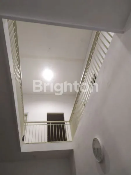 image RUMAH PERHUTANI SAMBIKEREP JL SAMBIROTO (2)