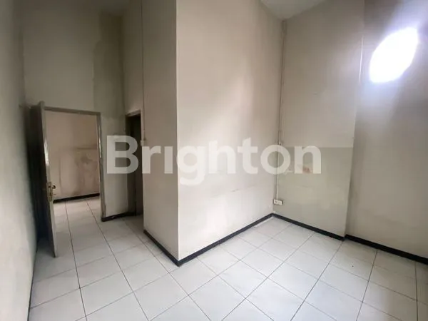 image GUDANG DI SUKODONO LUMAJANG (8)