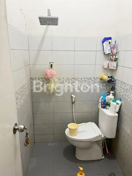 image RUMAH SIAP HUNI COCOK UNTUK KELUARGA KECIL LOKASI DI DALAM CLUSTER ARCAMANIK BANDUNG (2)