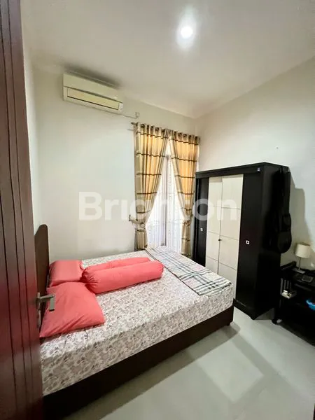 image RUMAH TOWNHOUSE MINIMALIS CANTIK DAN MODERN DI PERUMAHAN CLUSTER TENGAH KOTA (7)