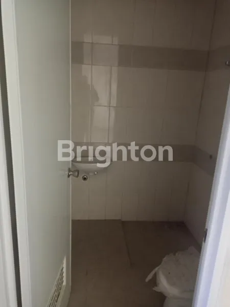 image HUNIAN NYAMAN BOTANICAL VALLEY SERPONG (3)