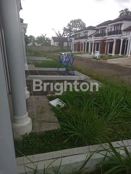 image HUNIAN NYAMAN BOTANICAL VALLEY SERPONG (5)