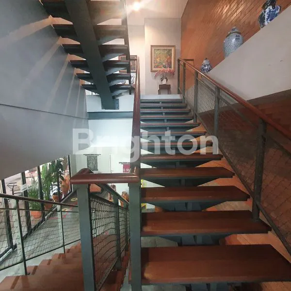 image OFFICE SPACE DI WOLTER MONGINSIDI (3)