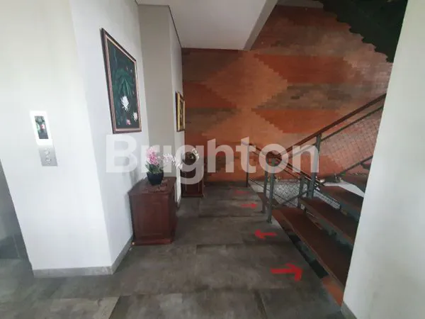 image OFFICE SPACE DI WOLTER MONGINSIDI (4)