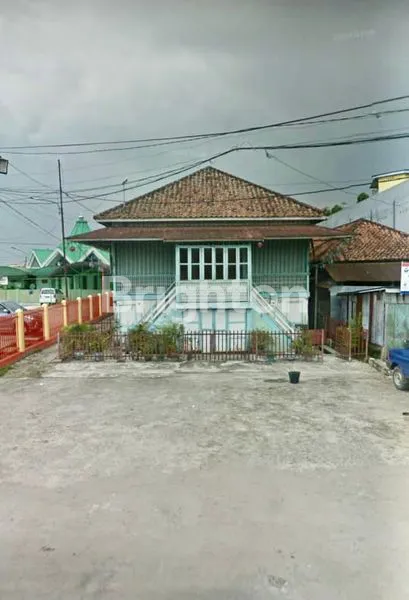 image RUMAH PANGGUNG PALEMBANG ASLI BELANDA DEKAT SUNGAI MUSI PALEMBANG (1)