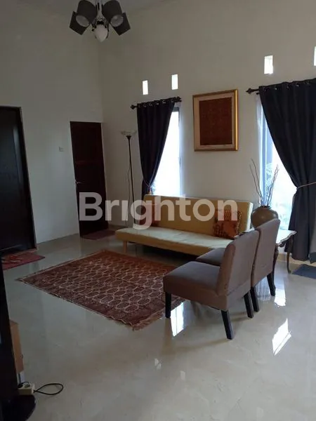 image 2 RUMAH CANTIK, HARGA HITUNG 1 RUMAH SANGAT NYAMAN UDARA FRESH JAUH DARI POLUSI (4)