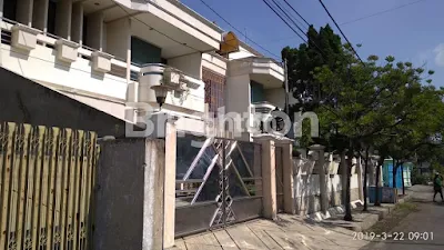 image RUMAH 2 LANTAI MINIMALIS SURABAYA SELATAN (2)