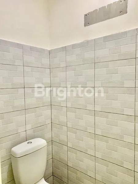 image RUKO 3 LANTAI STRATEGIS DI TENGAH KOTA SEMARANG (2)