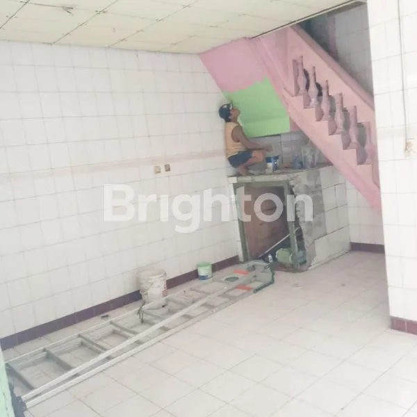 image MRANGGEN DIJUAL RUKO SIAP PAKAI STRATEGIS DEPAN PASAR JALAN RAYA DEMAK (5)