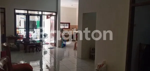 image RUMAH KOS DEKAT DEKAT PAKUWON CITY MULYOSARI SUTOREJO KERTAJAYA  DHARMAHUSADA KENJERAN MERR KEPUTIH ITS UNAIR WIDYA MANDALA WM GALAXY MALL (2)