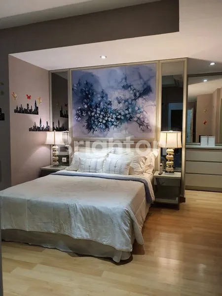 image APARTEMEN THE PEAK RESIDENCE PUSAT KOTA SURABAYA EMBONG MALANG (2)