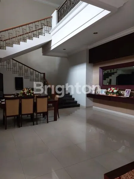 image DIJUAL RUMAH MEWAH SIAP HUNI (2)