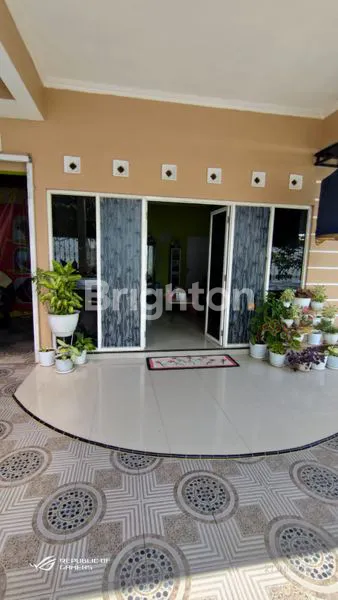 image HUNIAN MEWAH DAN NYAMAN DI TAMAN BRINGIN INDAH NGALIYAN SEMARANG (4)