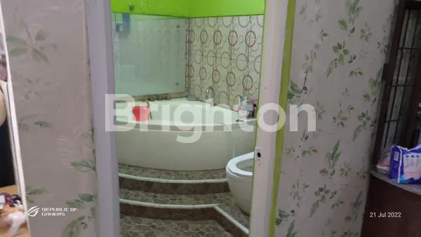 image HUNIAN MEWAH DAN NYAMAN DI TAMAN BRINGIN INDAH NGALIYAN SEMARANG (7)