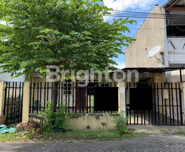 image RUMAH SIMPANG DARMO PERMAI SELATAN SURABAYA (1)