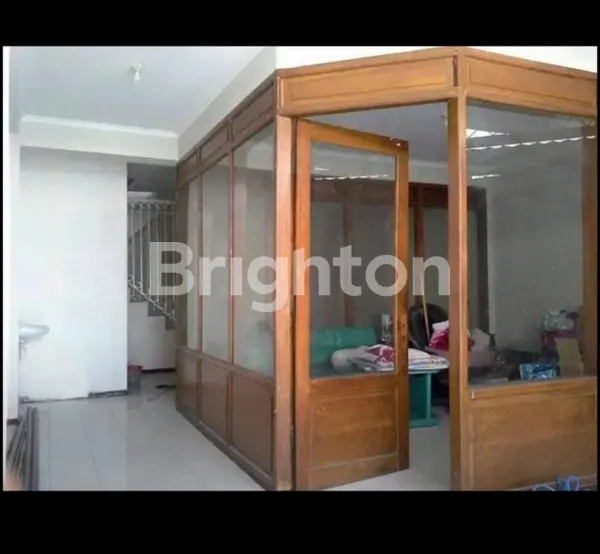 image RUKO STRATEGIS DUKUH KUPANG SURABAYA (2)