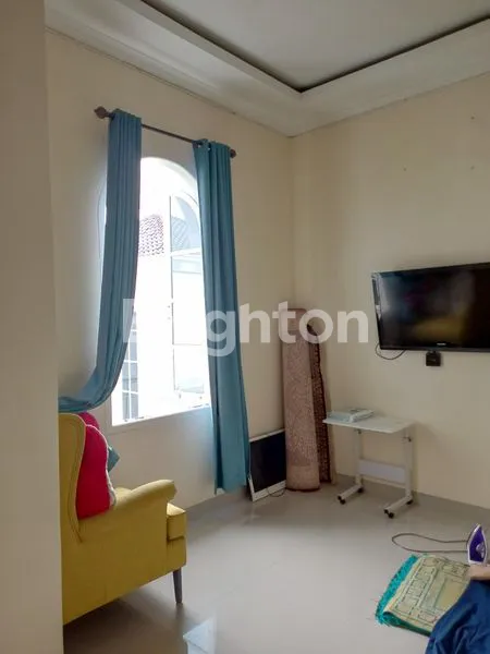 image RUMAH MODERN ELEGAN (4)