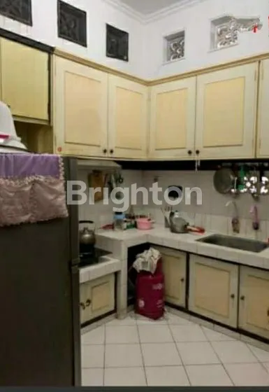 image RUMAH PESAPEN LOKASI STRATEGIS (2)