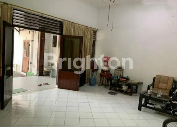 image RUMAH PESAPEN LOKASI STRATEGIS (3)