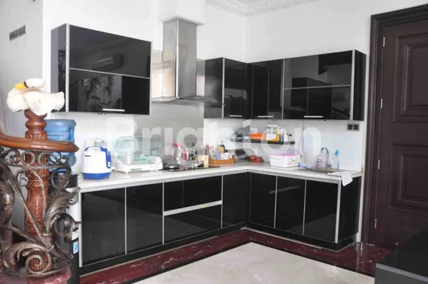 image RUMAH MURAH DI TAMAN CILANDAK, JAKARTA SELATAN (6)