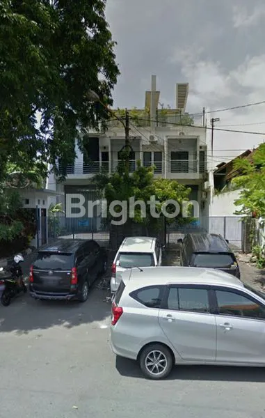 GEDUNG 3 LANTAI LOKASI STRATEGIS DARMO, SURABAYA PUSAT