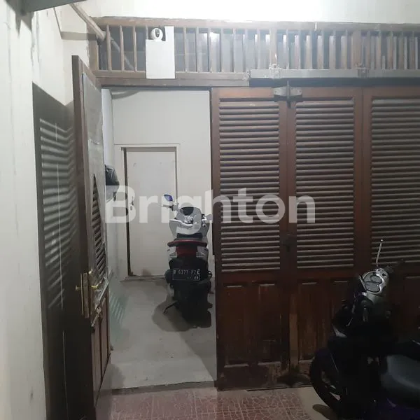 image RUMAH KOS AKTIF SUNTER JAKARTA BUAT INVESTASI (5)