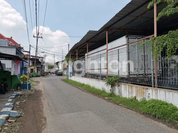 image TANAH, GUDANG DAN RUMAH TINGGAL ,LOKASI BAGUS (5)