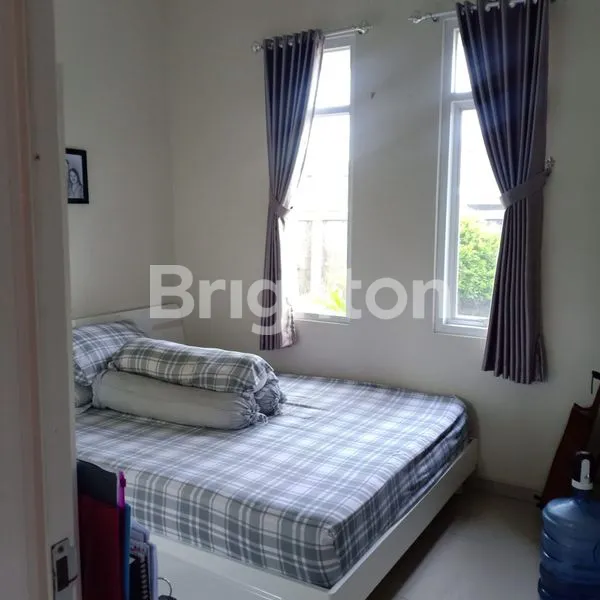 image RUMAH MINIMALIS, SIAP HUNI, FULL FURNISHED DENGAN SISTEM CLUSTER ONE GATE DI DAERAH COLOMADU DEKAT BANDARA ADI SUMARMO (5)