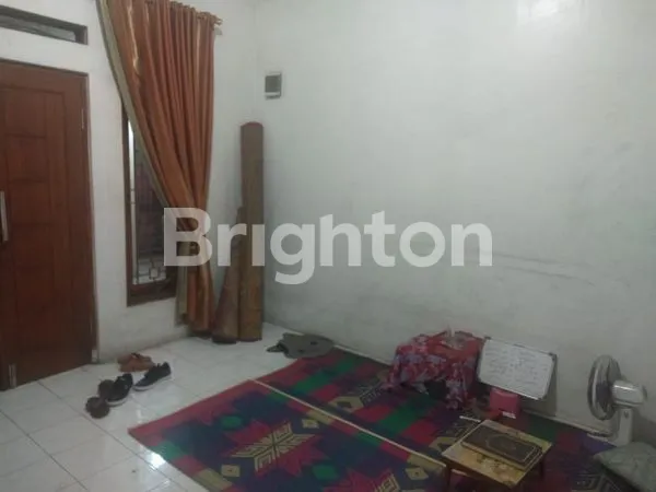 image RUMAH DI PINGGIR JALAN COCOK UNTUK BUKA USAHA (3)