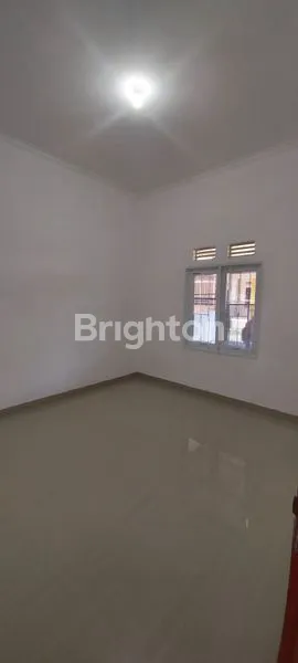 image RUMAH KEREN SIAP HUNI DALAM KOMPLEK PESONA RESIDENCE (8)