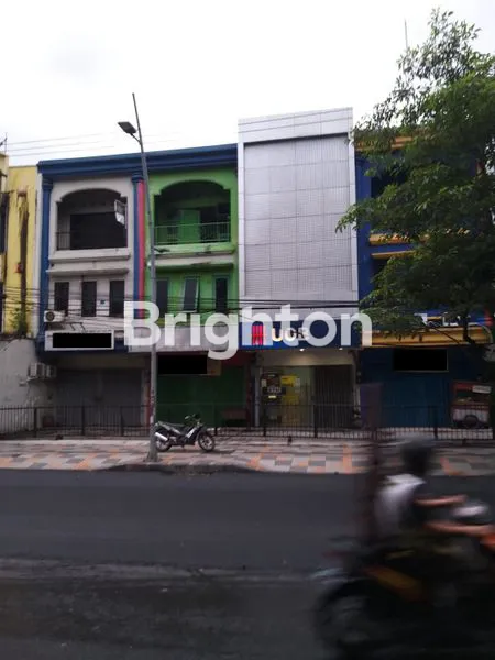 RUKO DEKAT PELABUHAN