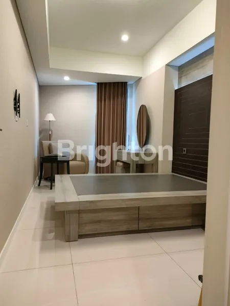 image APARTEMEN FURNISH BARU TYPE 2 BR DEKAT PUSAT KULINER MANYAR, KERTAJAYA INDAH, MERR (2)