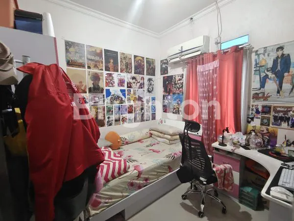 image DIJUAL CEPAT HUNIAN STRATEGIS DI TAMAN KENARI JAGORAWI (4)