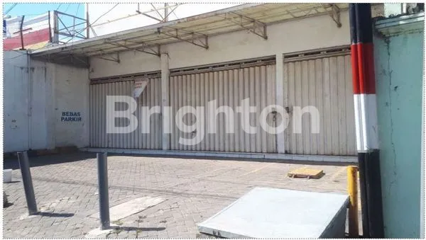 image RUMAH USAHA EX INDOMARET SANGAT STRATEGIS SIDOYOSO (1)