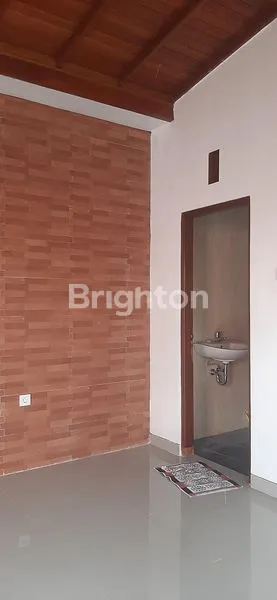 image VILLA MODERN DI SEMINYAK KUTA BALI (2)