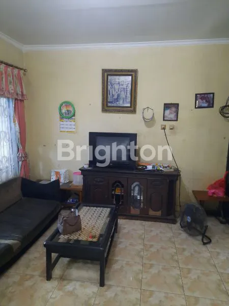 image RUMAH 2 LANTAI (5)