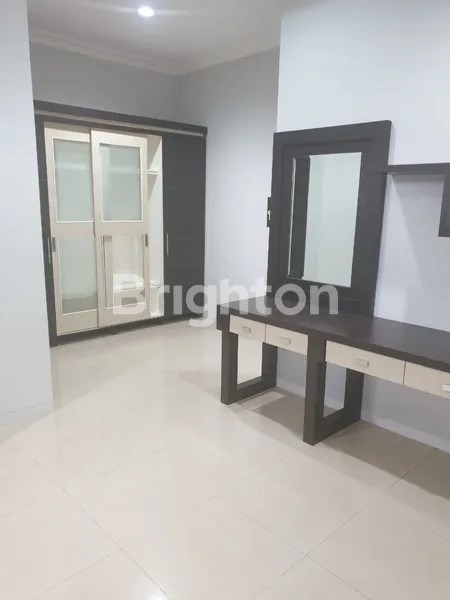 image RUMAH GALAXY BUMI PERMAI ARAYA 2 SURABAYA (6)