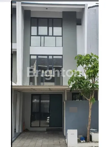 image RUMAH ROYAL RESIDENCE CLUSTER SERENADE (1)