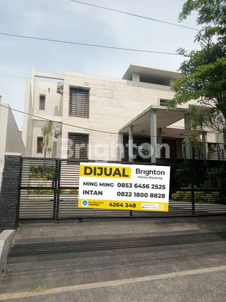 image RUMAH CANTIK PLUS KOST²AN DI TUBAGUS ISMAIL BANDUNG (1)
